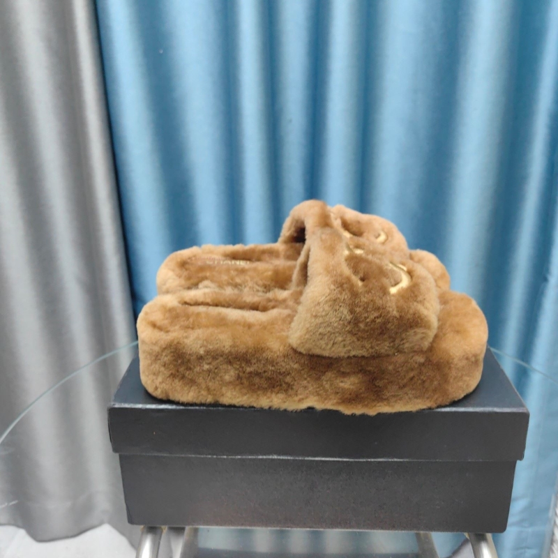 Ch*el slippers